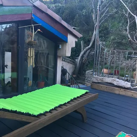 Le Monde De Theodore Homestay